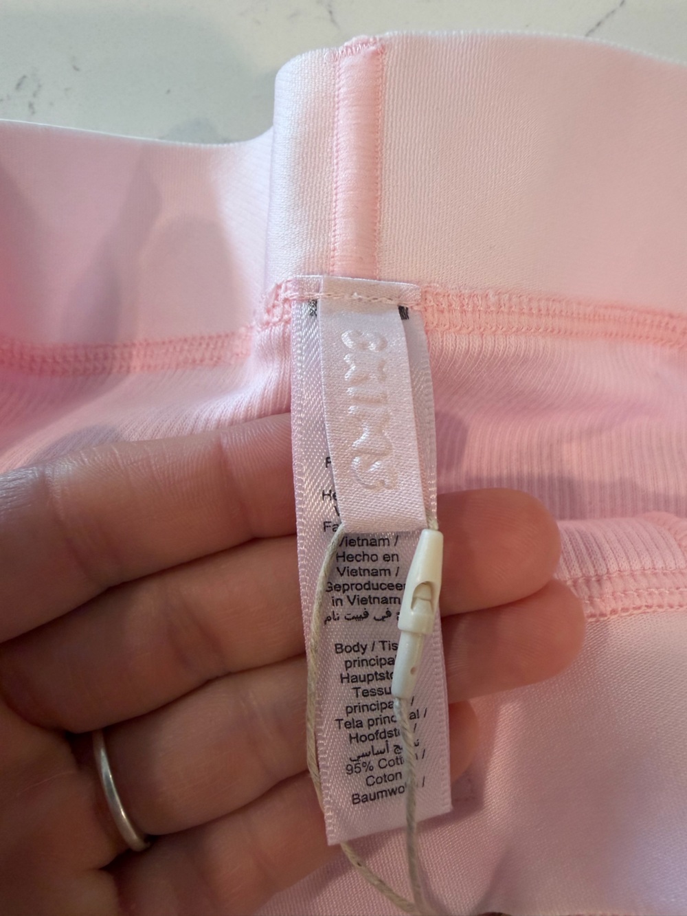 SKIMS Women’s Ribbed Boxers - Picture 3 of 5